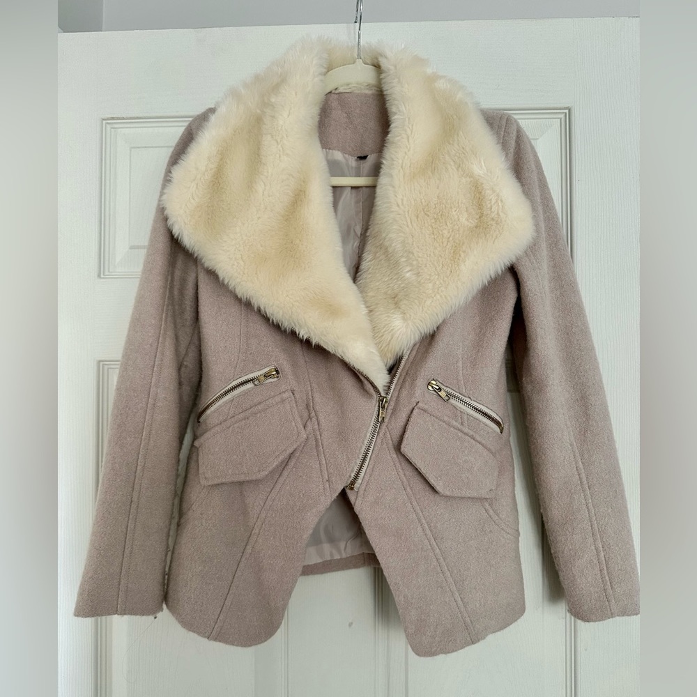 Faux fur blazer size Small